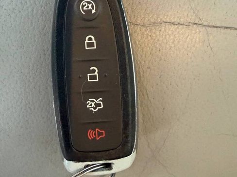 Used 2015 Ford Escape Titanium AWD/4WD image 36