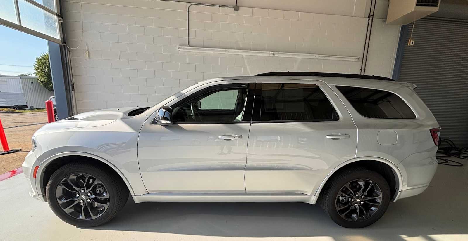 Certified 2024 Dodge Durango GT AWD/4WD image 1