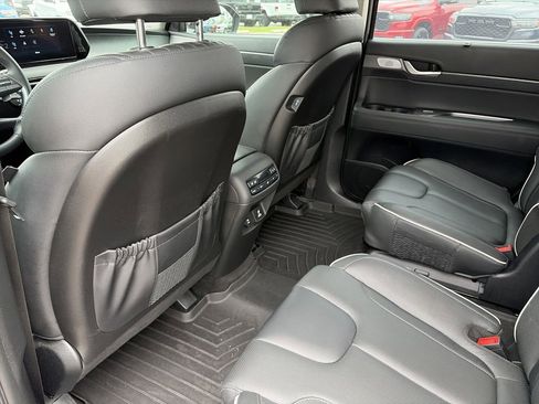 Used 2023 Hyundai Palisade Limited FWD image 27
