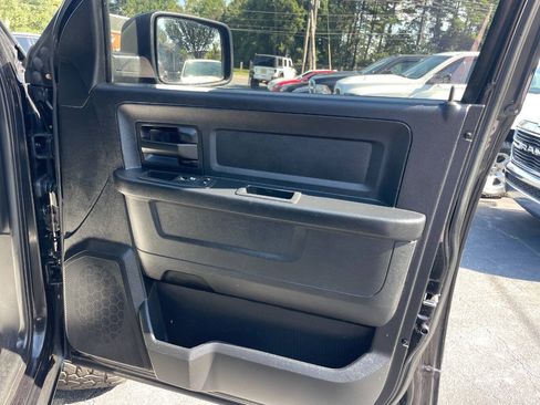 Used 2016 RAM 1500 Express w/ Black Ram 1500 Express Group AWD/4WD image 23