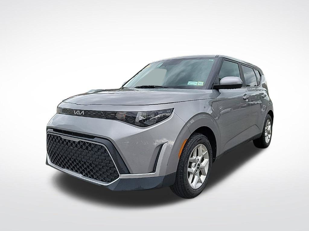 Used 2023 Kia Soul LX w/ LX Technology Package FWD 360° Tour