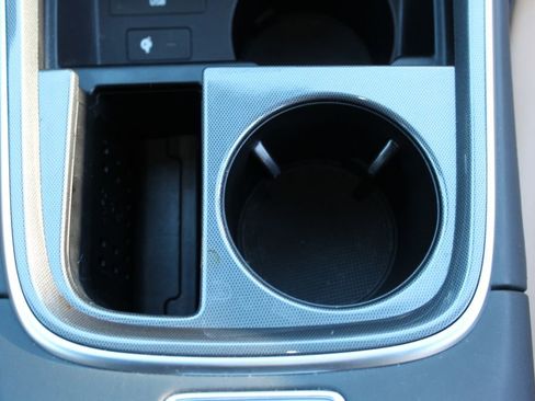 Used 2022 Hyundai Santa Fe Calligraphy image 23