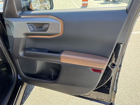 Used 2025 Ford Bronco Sport Outer Banks w/ Outer Banks Tech Package+ image 15