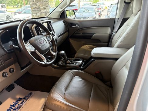 Used 2015 GMC Canyon SLT AWD/4WD image 2