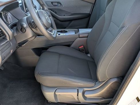 Used 2023 Nissan Rogue S image 15