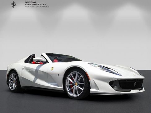 Used 2021 Ferrari 812 GTS RWD image 1