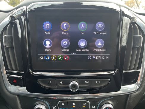 Used 2020 Chevrolet Traverse LT w/ LT Premium Package image 28