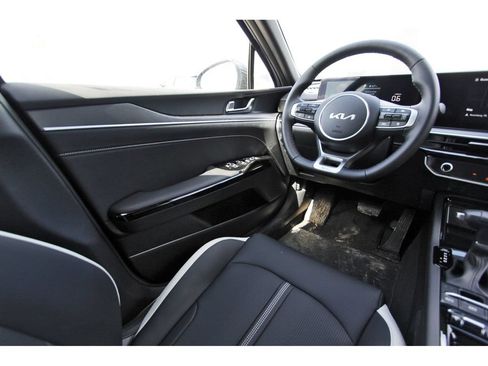 New 2026 Kia K5 GT-Line FWD image 9