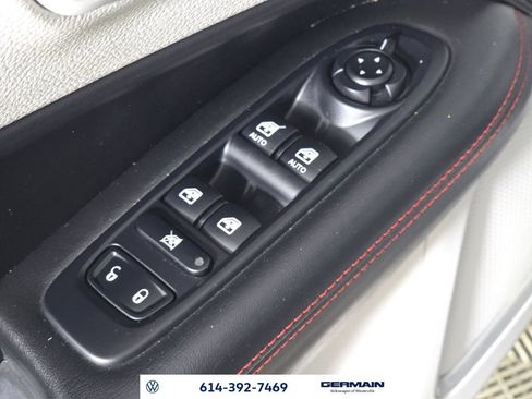 Used 2018 Jeep Compass Limited w/ Navigation Group AWD/4WD image 31