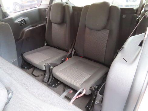 Used 2018 Ford Transit Connect XL image 13