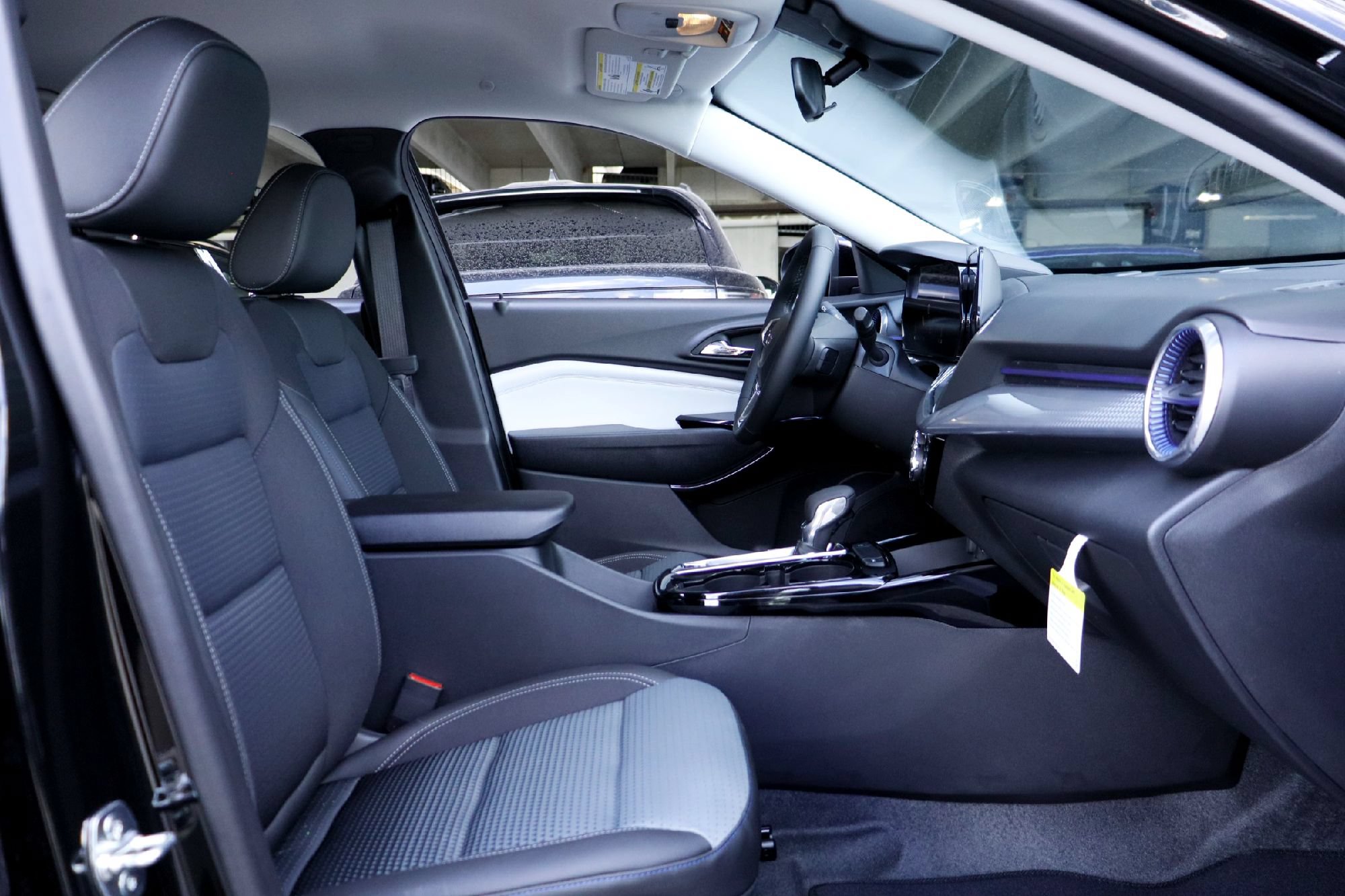 New 2026 Chevrolet Trax LT w/ Driver Confidence Package FWD image 14