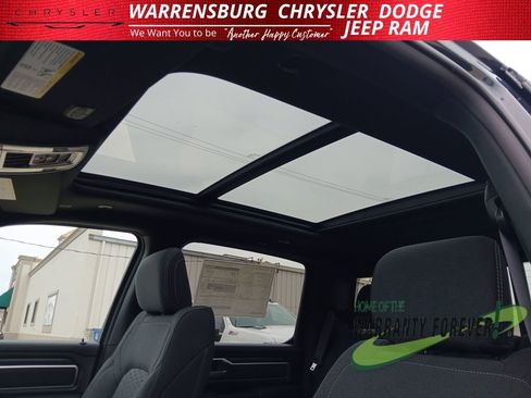 New 2026 RAM 1500 4x4 Crew Cab image 30