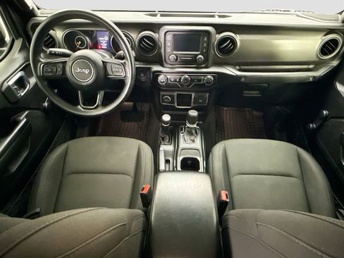 Used 2021 Jeep Gladiator Sport image 13