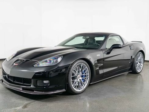 Used 2011 Chevrolet Corvette ZR1 w/ Preferred Equipment Group image 4