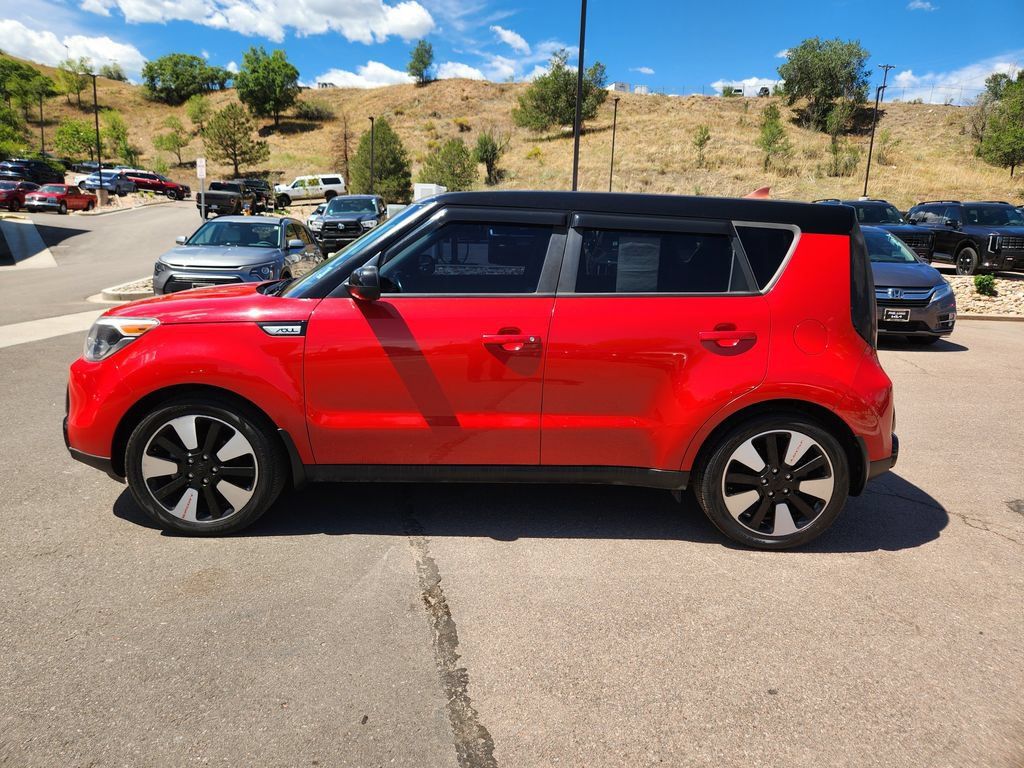 Used 2016 Kia Soul + w/ Designer's Package FWD image 4