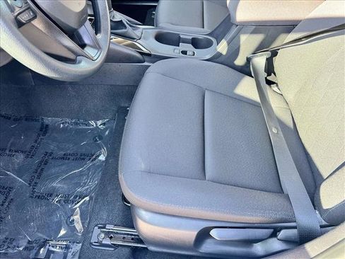 Certified 2025 Toyota Corolla LE image 10