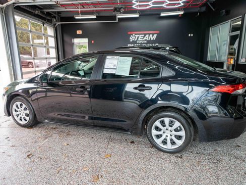 Certified 2024 Toyota Corolla LE image 3