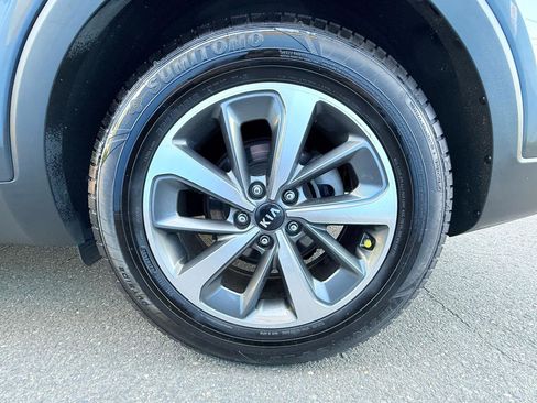 Used 2019 Kia Sorento EX AWD/4WD image 36