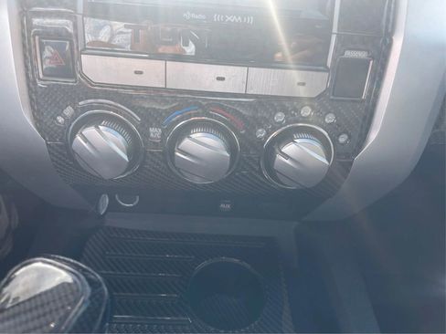 Used 2017 Toyota Tundra SR5 w/ SR5 Upgrade Package image 21