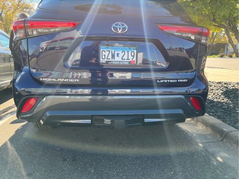 Used 2022 Toyota Highlander Limited image 5