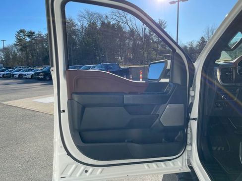 Used 2022 Ford F150 Lariat w/ Equipment Group 502A High image 23