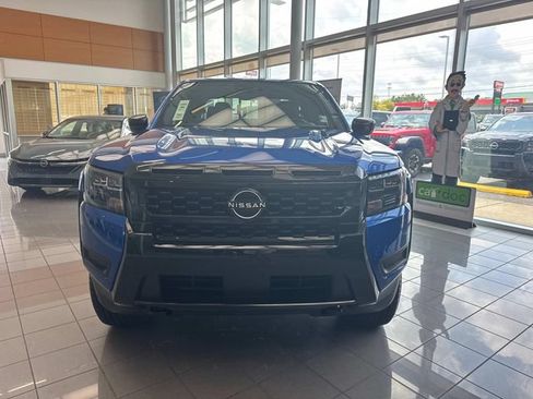 New 2026 Nissan Frontier SV AWD/4WD image 10