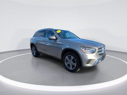 Used 2021 Mercedes-Benz GLC 300 4MATIC image 2