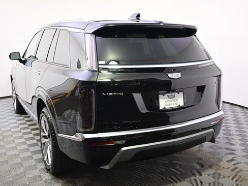 New 2027 Cadillac Vistiq Luxury w/ LPO, Floor Liner Package AWD/4WD image 4