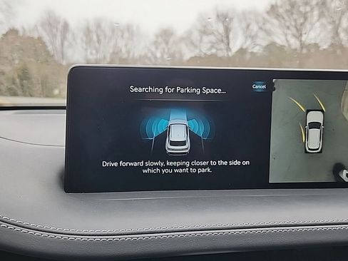 Certified 2025 Genesis GV70 2.5T w/ Sport Prestige Package image 17