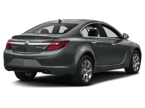 Used 2015 Buick Regal FWD image 2
