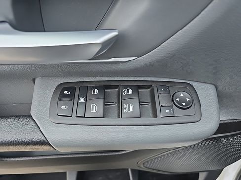 Certified 2022 RAM 1500 Big Horn image 19