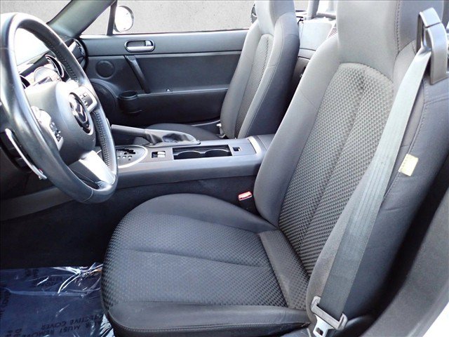 Used 2008 MAZDA MX-5 Miata Touring RWD image 9