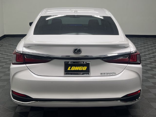 Certified 2025 Lexus ES 300h w/ Premium Package FWD image 6