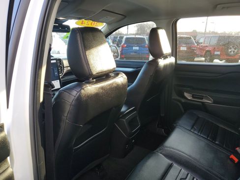 Used 2024 Ford Ranger Lariat w/ Trailer Tow Package image 24