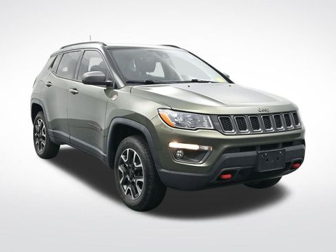 Used 2021 Jeep Compass Trailhawk w/ Sun and Sound Group image 3