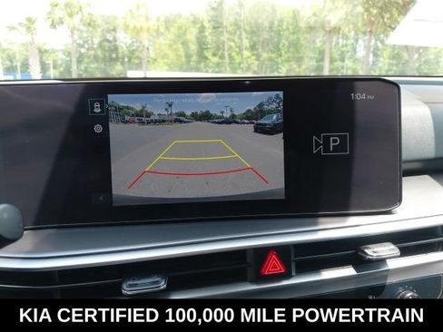 Certified 2024 Kia Sorento LX FWD image 16