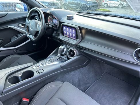 Used 2021 Chevrolet Camaro LT w/ RS Package image 19