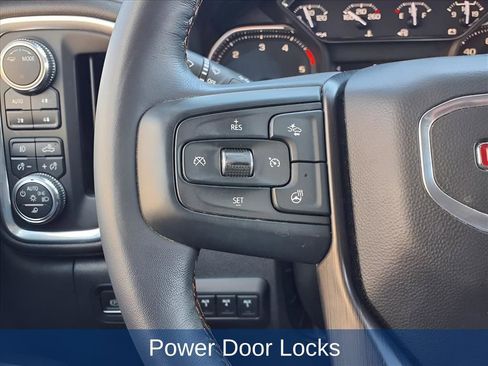 Used 2022 GMC Sierra 2500 AT4 w/ AT4 Preferred Package image 26