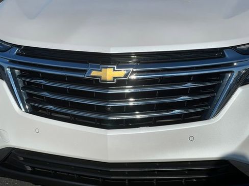 Used 2023 Chevrolet Equinox Premier image 41