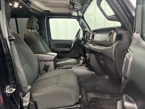 Used 2021 Jeep Wrangler Unlimited Sport image 21