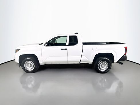 Used 2025 Toyota Tacoma SR image 6