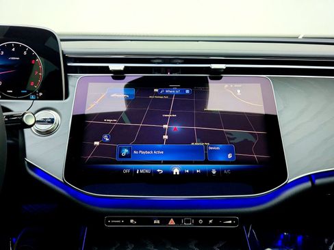 Used 2026 Mercedes-Benz E 350 Sedan image 19