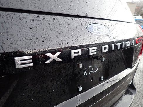 Certified 2025 Ford Expedition Max Platinum w/ Platinum Ultimate Package image 6