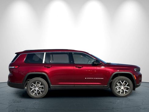 New 2025 Jeep Grand Cherokee L Limited image 3