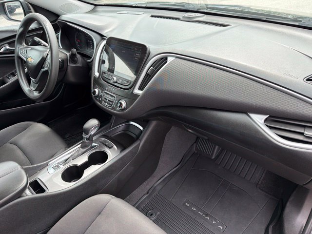 Used 2023 Chevrolet Malibu LT FWD image 11