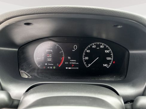 Certified 2025 Honda HR-V LX image 13
