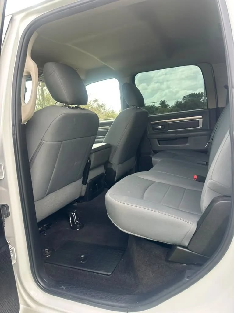 Used 2017 RAM 2500 SLT AWD/4WD image 12