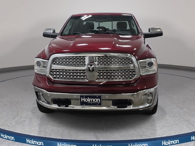 Used 2017 RAM 1500 Laramie w/ Convenience Group AWD/4WD image 3