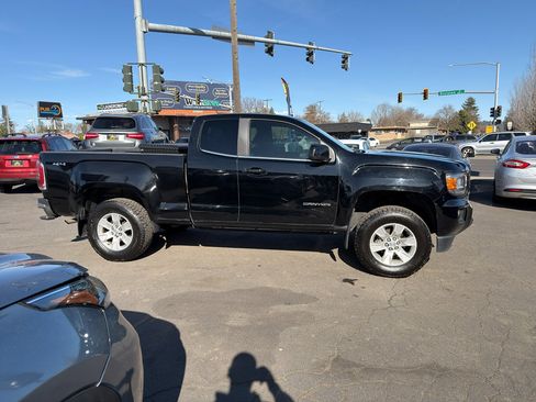 Used 2016 GMC Canyon SLE image 9