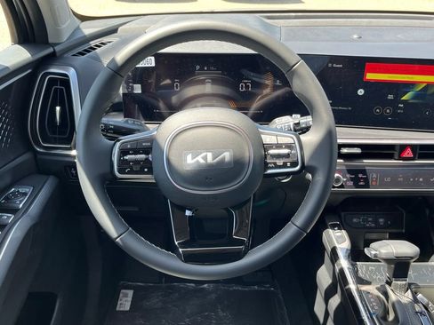 New 2025 Kia Sorento S w/ Panoramic Sunroof Package image 13